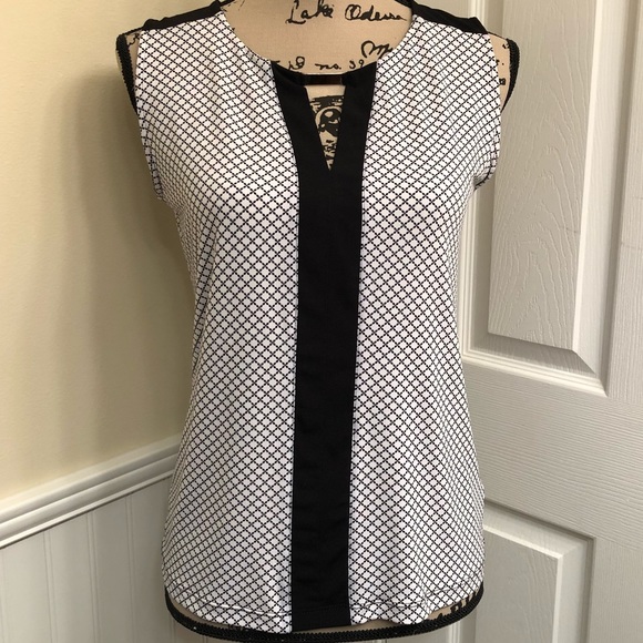 Jones New York Tops - Jones New York collection blouse size Small